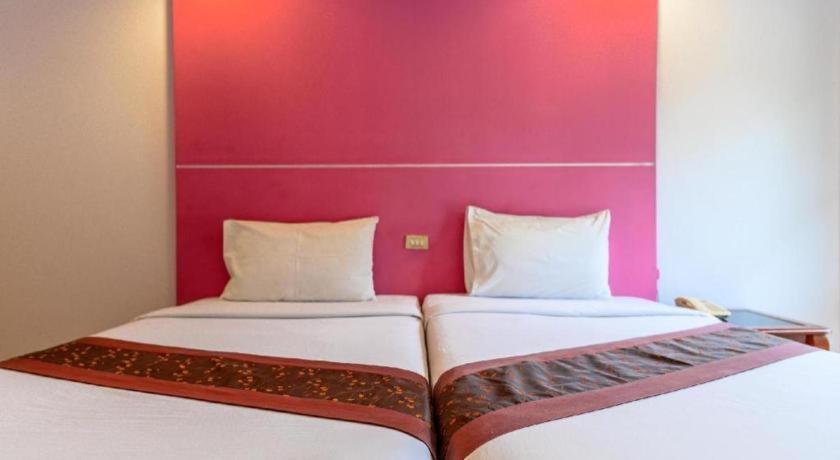 נאקהון סאוואן Beverly Hill Park Hotel מראה חיצוני תמונה