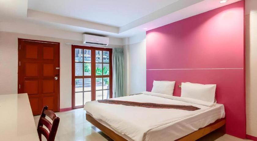 נאקהון סאוואן Beverly Hill Park Hotel מראה חיצוני תמונה