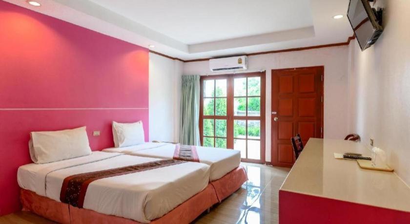 נאקהון סאוואן Beverly Hill Park Hotel מראה חיצוני תמונה